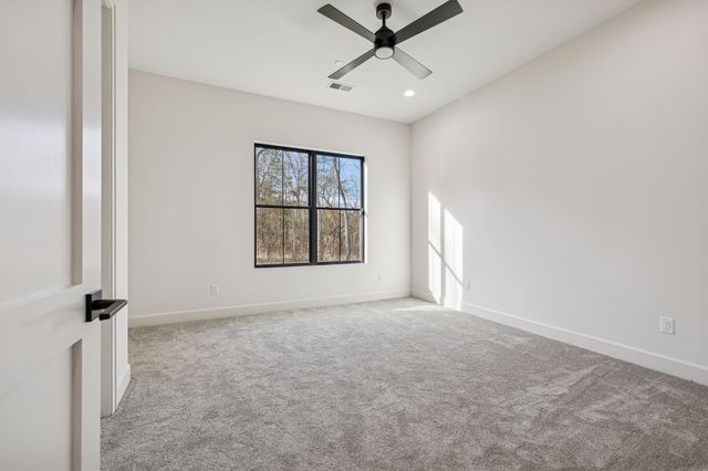 542 Cumberland Hills Dr, Hendersonville, TN 37075