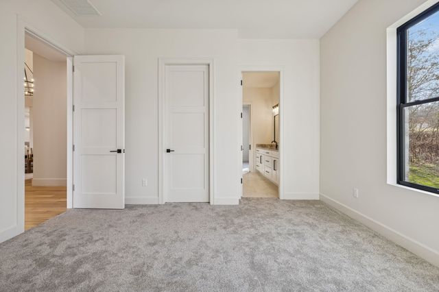 542 Cumberland Hills Dr, Hendersonville, TN 37075