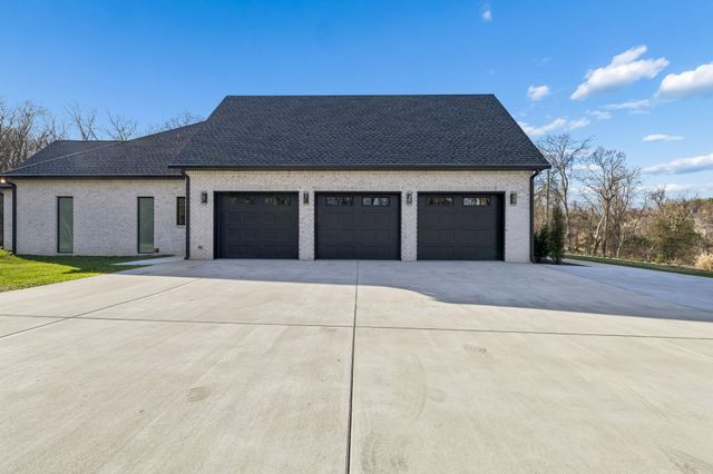 542 Cumberland Hills Dr, Hendersonville, TN 37075