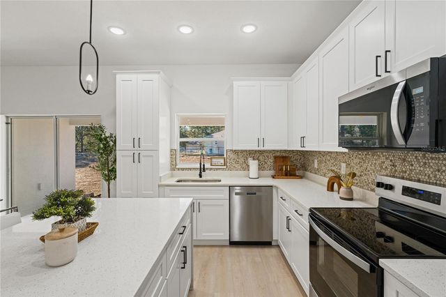 9300 N SATINWOOD TERRACE, Citrus Springs, FL 34433