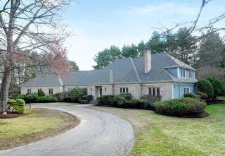 69 Mildred Circle, Concord, MA 01742