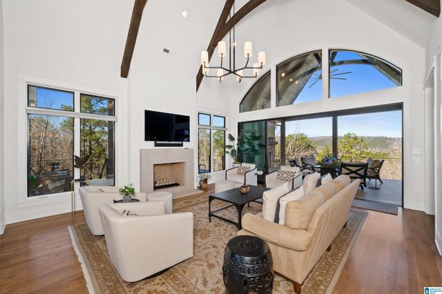 2080 LINDSAY LANE, Chelsea, AL 35043