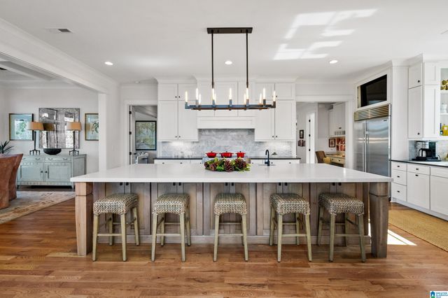 2080 LINDSAY LANE, Chelsea, AL 35043