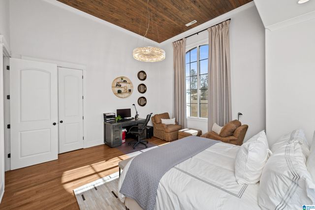 2080 LINDSAY LANE, Chelsea, AL 35043