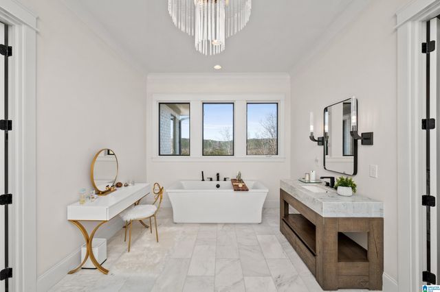 2080 LINDSAY LANE, Chelsea, AL 35043