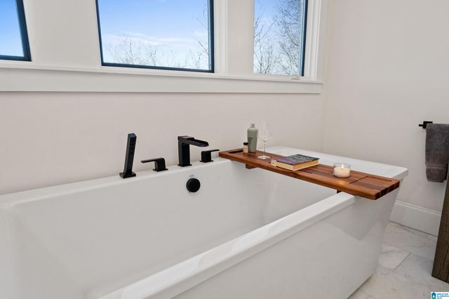 2080 LINDSAY LANE, Chelsea, AL 35043