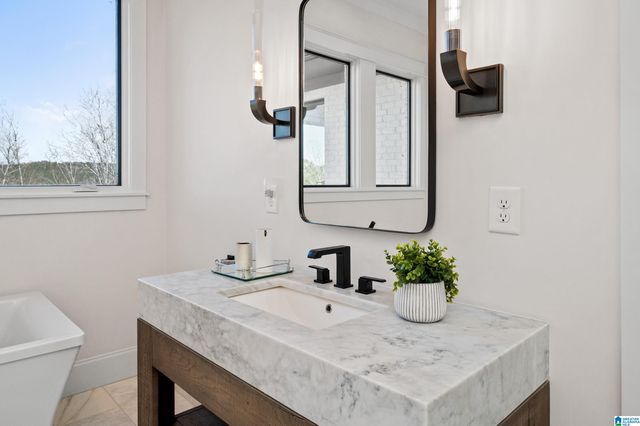 2080 LINDSAY LANE, Chelsea, AL 35043