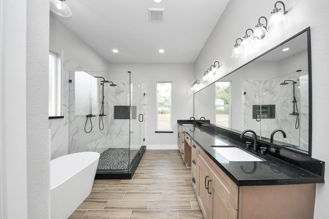 15315 Alchester Ct, Plantersville, TX 77363