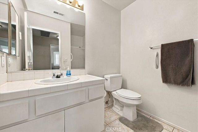40472 Via Amapola, Murrieta, CA 92562