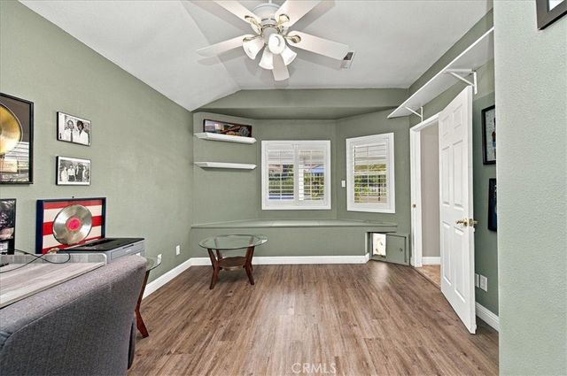 40472 Via Amapola, Murrieta, CA 92562