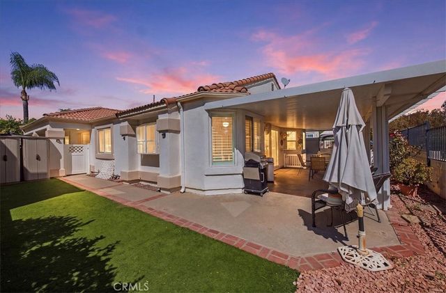 40472 Via Amapola, Murrieta, CA 92562