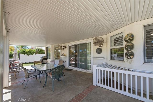 40472 Via Amapola, Murrieta, CA 92562