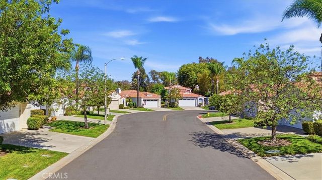 40472 Via Amapola, Murrieta, CA 92562