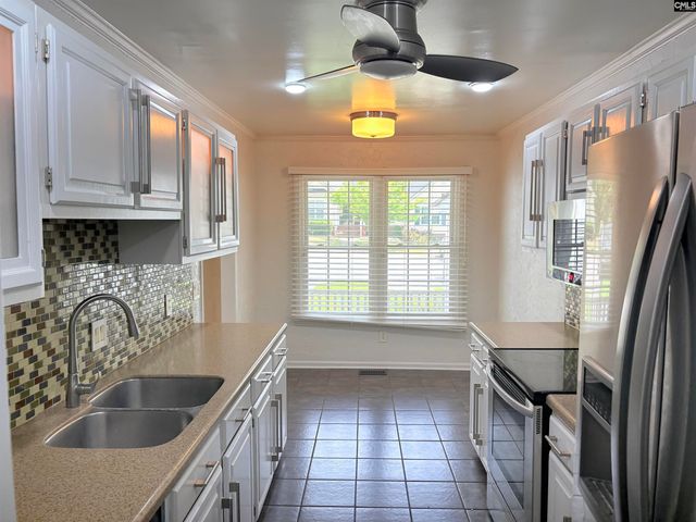 125 N Lake Pointe Drive, Columbia, SC 29229
