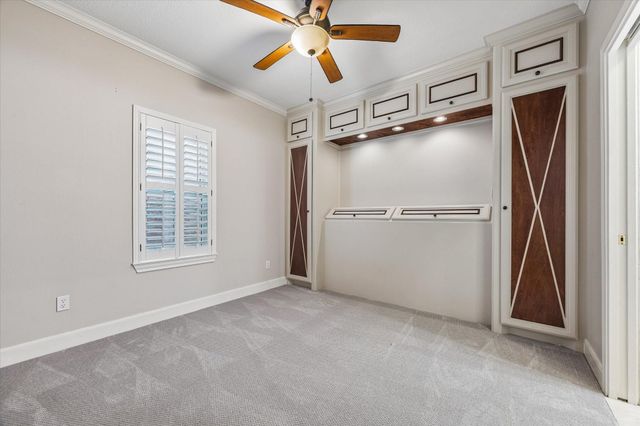 6 Pembrook Court, Bellaire, TX 77401