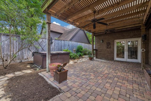 6 Pembrook Court, Bellaire, TX 77401