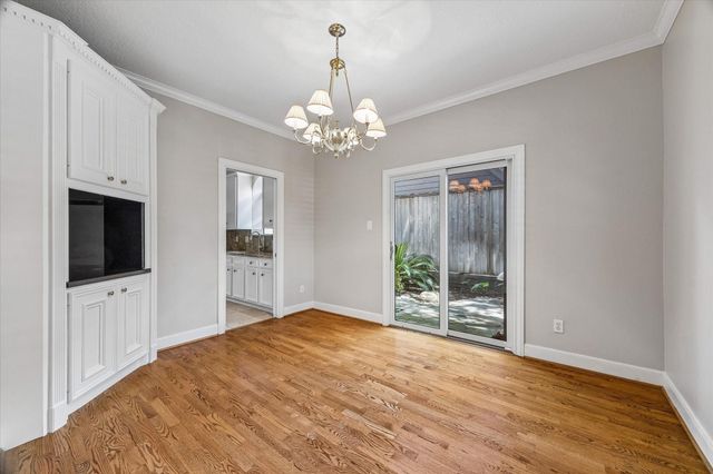 6 Pembrook Court, Bellaire, TX 77401