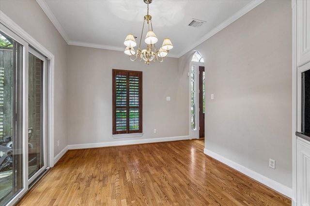 6 Pembrook Court, Bellaire, TX 77401