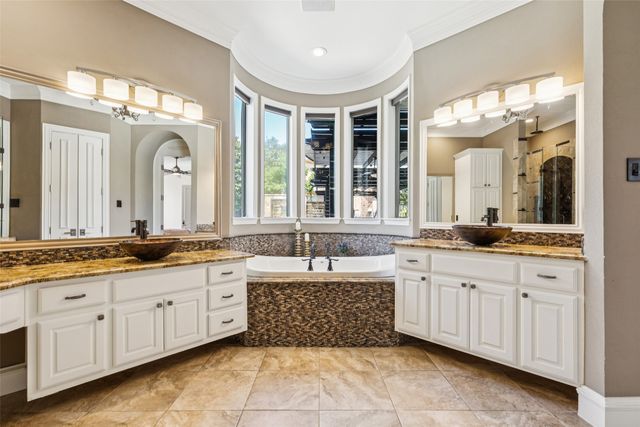 815 Faith Trail, Heath, TX 75032