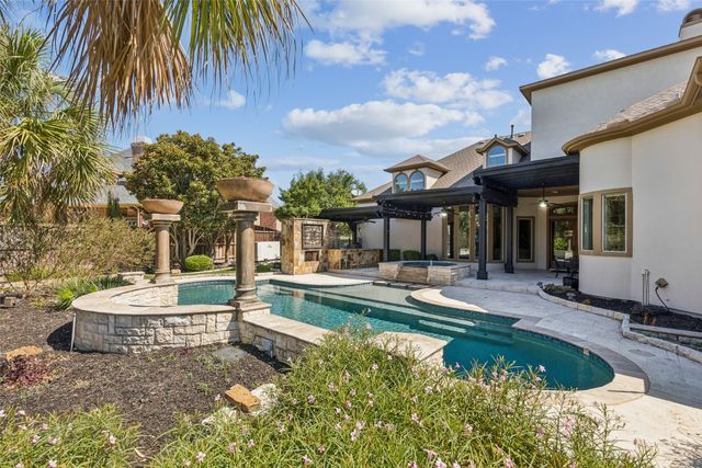 815 Faith Trail, Heath, TX 75032