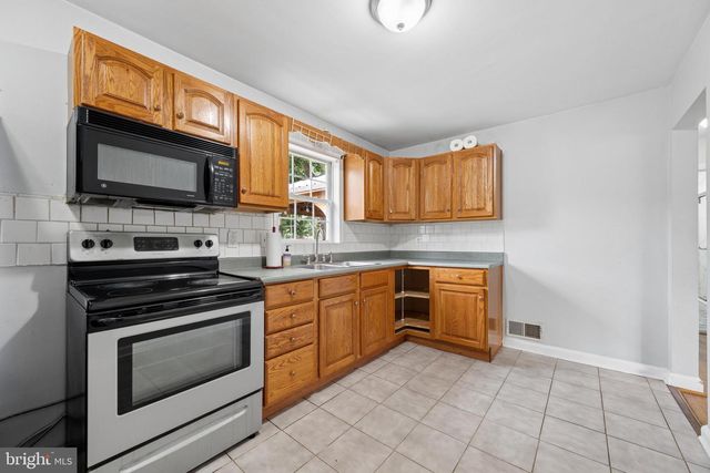 213 NOTTINGHAM RD, Hagerstown, MD 21740
