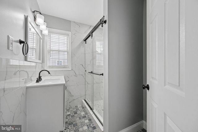 213 NOTTINGHAM RD, Hagerstown, MD 21740