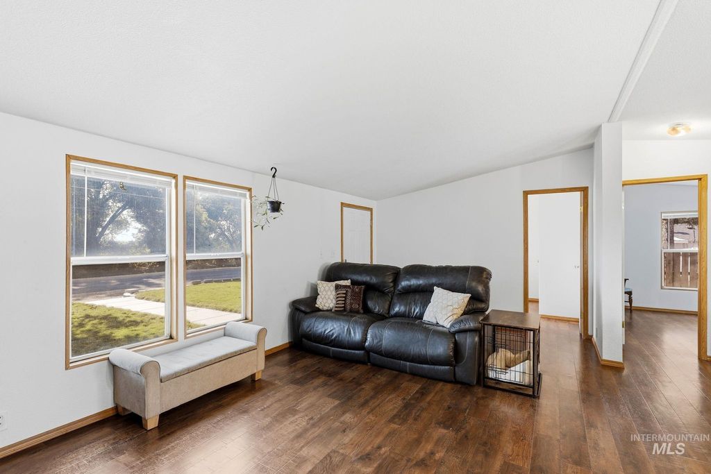 689 Notus Rd, Notus, ID 83656 photo 4