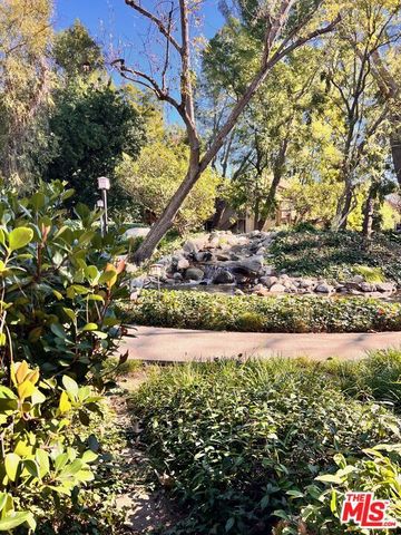 7120 Carlson Circle 285, Canoga Park, CA 91303