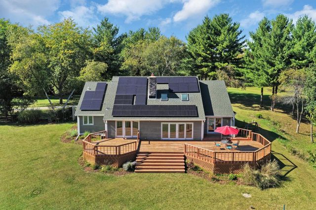 N8640 Stringers Bridge ROAD, East Troy, WI 53120