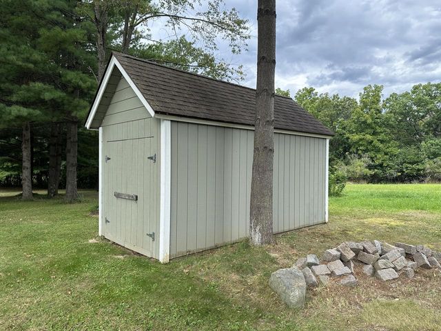 N8640 Stringers Bridge ROAD, East Troy, WI 53120