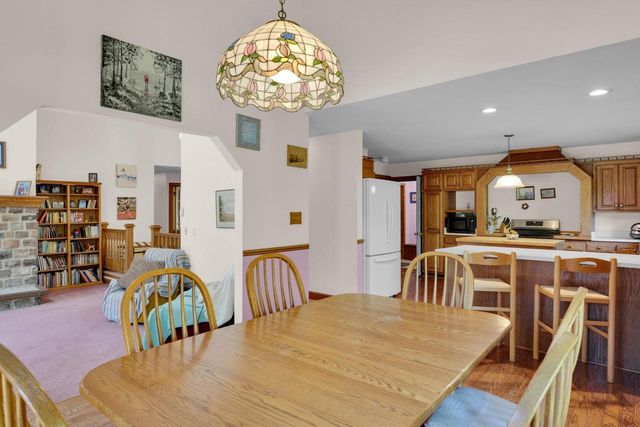 N8640 Stringers Bridge ROAD, East Troy, WI 53120