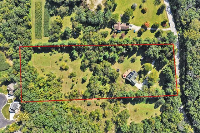 N8640 Stringers Bridge ROAD, East Troy, WI 53120