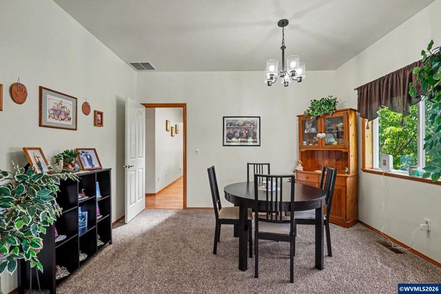 1795 Sunburst Ter NW, Salem, OR 97304