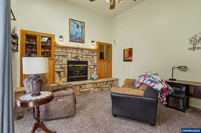 1795 Sunburst Ter NW, Salem, OR 97304