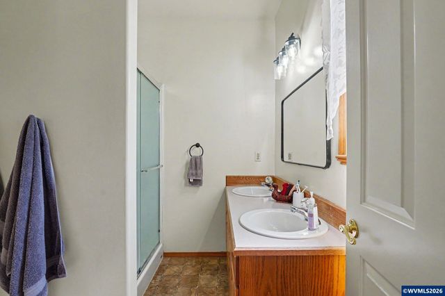 1795 Sunburst Ter NW, Salem, OR 97304
