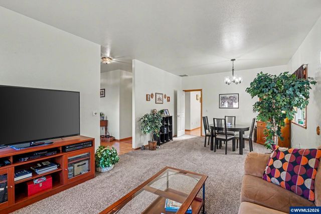 1795 Sunburst Ter NW, Salem, OR 97304