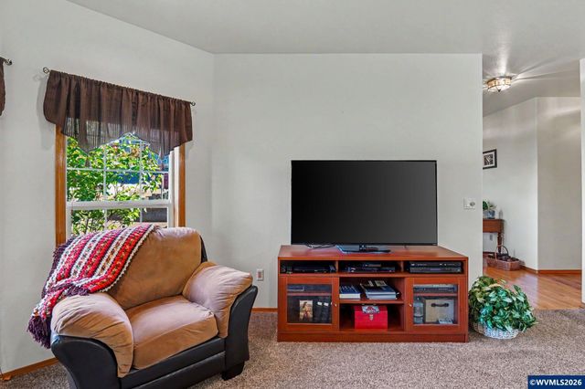 1795 Sunburst Ter NW, Salem, OR 97304