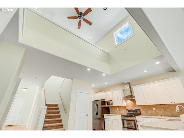 15639 Nw RYEGRASS St, Portland, OR 97229