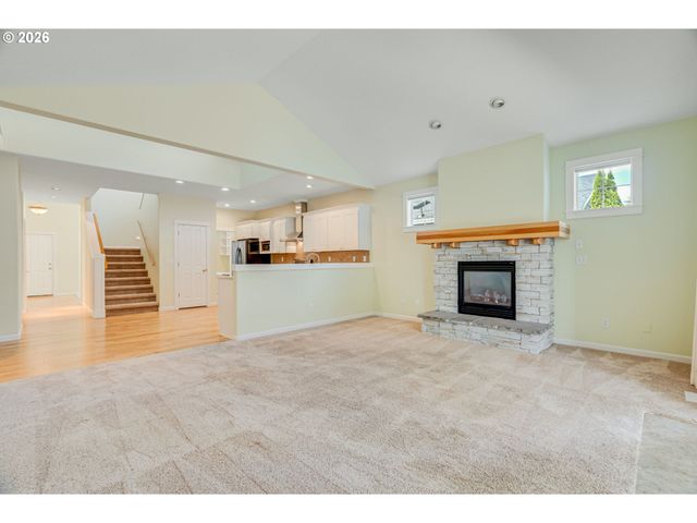 15639 Nw RYEGRASS St, Portland, OR 97229