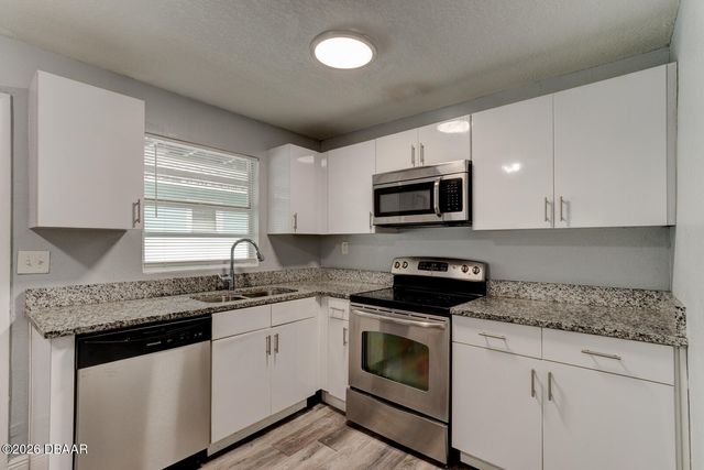 723 Madison Avenue, Daytona Beach, FL 32114