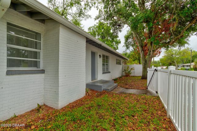 723 Madison Avenue, Daytona Beach, FL 32114