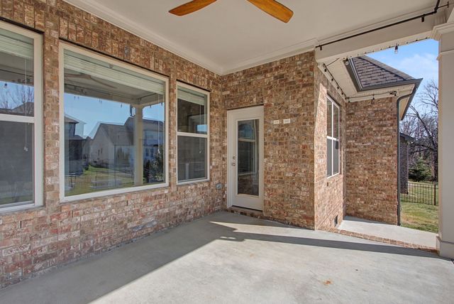 2805 Chatham Place Ct, Thompsons Station, TN 37179