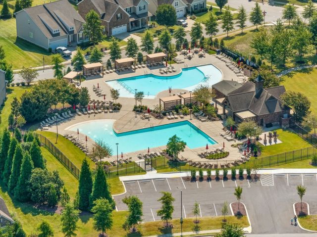 2805 Chatham Place Ct, Thompsons Station, TN 37179