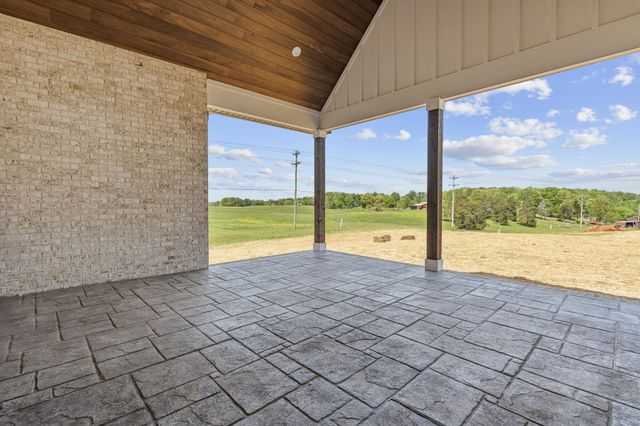 2981 Cane Creek Rd, Cookeville, TN 38506