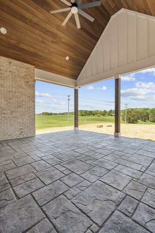 2981 Cane Creek Rd, Cookeville, TN 38506