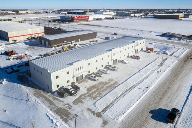 1310 55th Street NE, Fargo, ND 58102