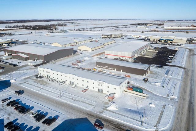 1310 55th Street NE, Fargo, ND 58102