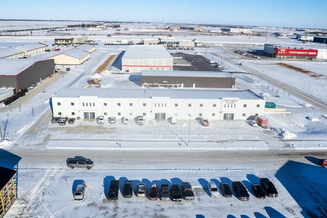 1310 55th Street NE, Fargo, ND 58102