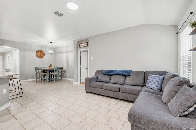 12014 SAPPHIRE RIV, San Antonio, TX 78245