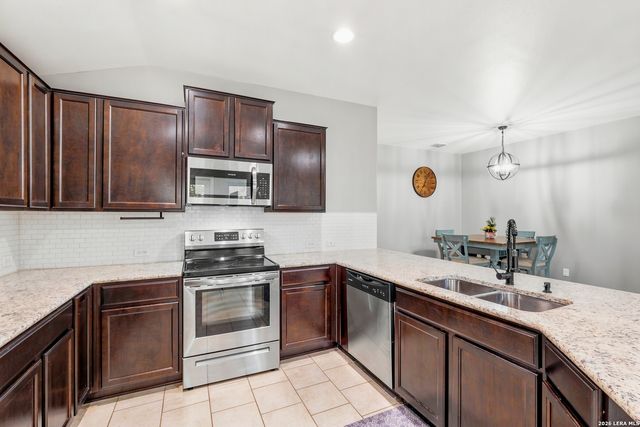 12014 SAPPHIRE RIV, San Antonio, TX 78245